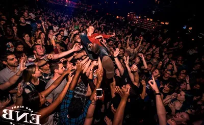 Emo Nite